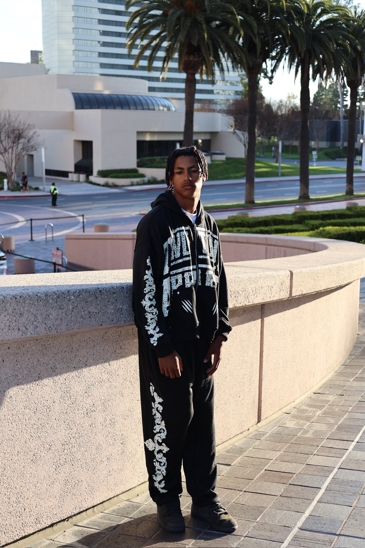 Saint BLACK Sweats